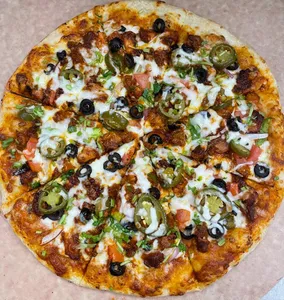 House Special Chicken Pizza